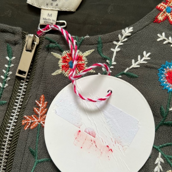 NWT Umgee Floral Embroidered Bomber Jacket Ruffle Olive Green Zip Up Medium - Picture 12 of 14